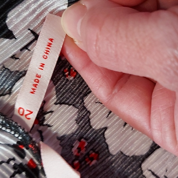 Woman's top - Picture 6 of 9